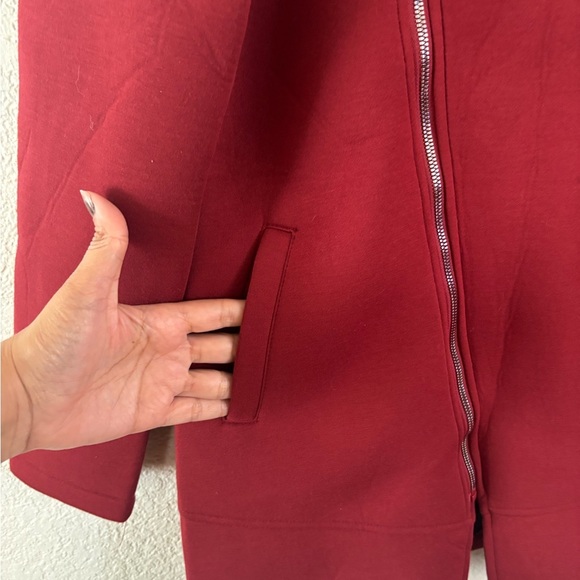 Red Utility Jacket with Asymmetrical Zipper and Minimalist Design - Picture 3 of 12